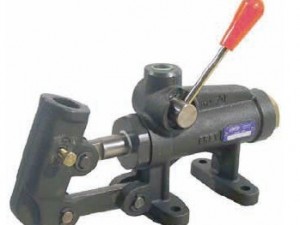 意大利OMFB公司PM70雙作用液壓手動泵，排量69cc，壓力：200bar，可帶或不帶卸荷閥。管路安裝。