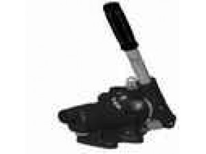 GLX系列雙作用液壓手動(dòng)泵由意大利OLEODINAMICA GASPARINI s.r.l. 公司生產(chǎn)，在國(guó)內(nèi)通過漢莎鄧普（HansaTMP）和海倫（Heron）公司銷售他們的產(chǎn)品。GLX系列的手動(dòng)泵為雙作用液壓手動(dòng)泵，在推和拉過程中都產(chǎn)生排量，這樣提高了工作效率，同時(shí)使泵的排量連續(xù)。該系列手動(dòng)泵有：GLX-20、GLX-25、GLX-28、GLX-30、GLX-35、GLX-40、GLX-45。GLX-系列的手動(dòng)泵廣泛應(yīng)用與船舶、甲板機(jī)械，工程機(jī)械，鐵路工程機(jī)械，液壓系統(tǒng)，車輛工程，登高平臺(tái)等各種行業(yè)。