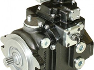 C1系列變量柱塞泵適用于閉式液壓系統(tǒng)，殼體為鋁，通過調(diào)節(jié)斜盤的角度，排量連續(xù)可變，流體方向可逆。
控制方式有：
手動(dòng)控制帶反饋
手動(dòng)控制帶歸零
手動(dòng)控制不帶歸零
液壓比例無反饋
液壓比例帶反饋
電動(dòng)開關(guān)（ON-OFF）
電脈沖
電比例帶反饋
無反饋電比例
可提供貫穿軸后串接輔助泵，不推薦同時(shí)在最高壓力和最高速度的工況下使用。

貫穿軸可選項(xiàng)：

 貫穿驅(qū)動(dòng)-Bosch Gr.1
貫穿驅(qū)動(dòng)-Bosch Gr.2
貫穿驅(qū)動(dòng)-SAE“A”9T-16/32-DP
可配壓力過濾器